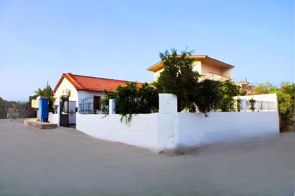Nafplio Cottage-Grandma'S Yard Asini  Exterior photo